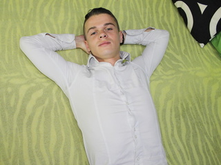 white young gay pabloman