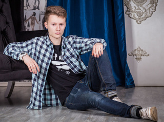white gay a0hornydream zoom