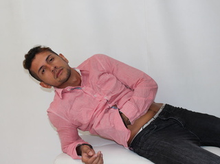 latin gay bucksteelbone roleplay