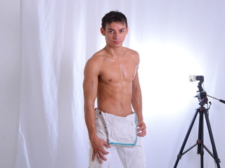 latin gay xmalegymx close