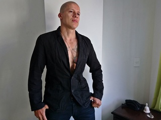 latin gay nickholasx striptease