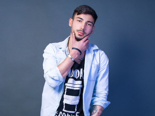 white gay alexxstorm fingering