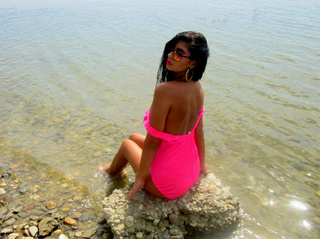 blancas chica negras cabello