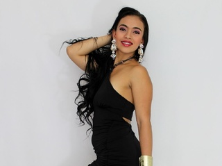 latin teen black hair