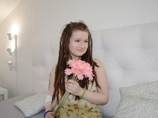 18 yo, girl live sex, white, zoom