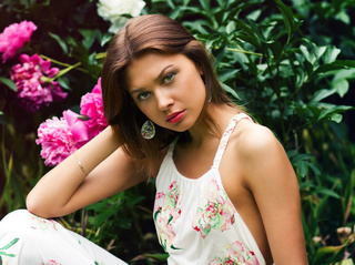 blancas jovencita castaña cabello