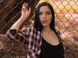latin teen black hair