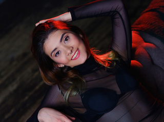 white teen auburn hair