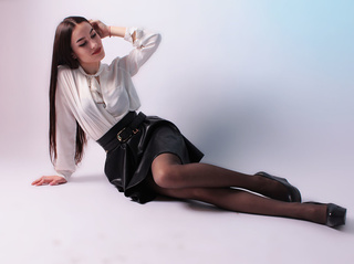jovencita negras cabello pequeñas