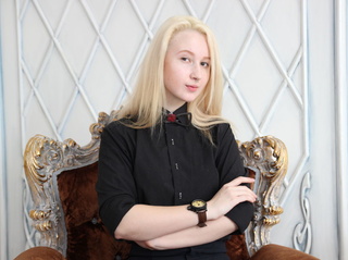 white teen blonde hair