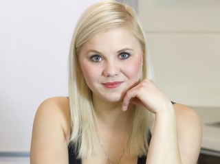 white teen blonde hair