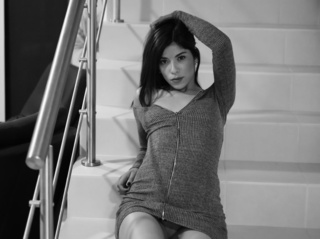 latino jovencita castaña cabello