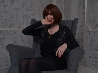 white teen auburn hair