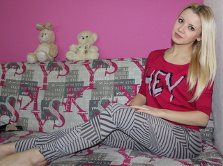 girl blonde hair nice