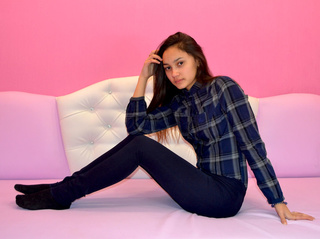 teen brown hair beautiful