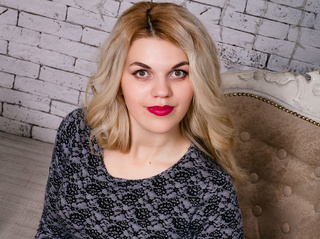 teen blonde long hair