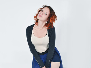 white teen auburn hair