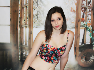 white girl brown hair
