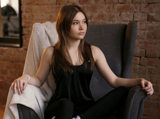 white teen auburn hair