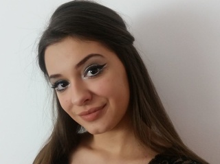 white teen brown hair