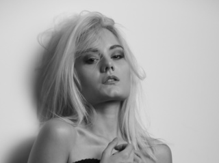 white teen snapshot shoulder