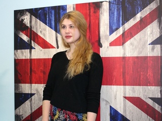 teen blonde hair beautiful