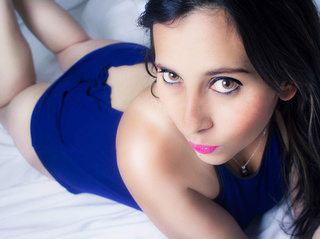 latin teen black hair