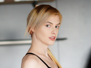 white girl blonde hair