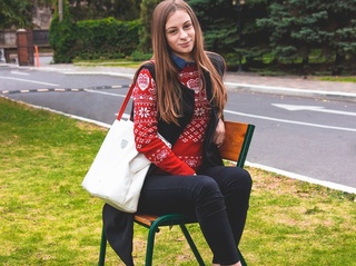 teen brown hair nice