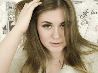 white teen brown hair