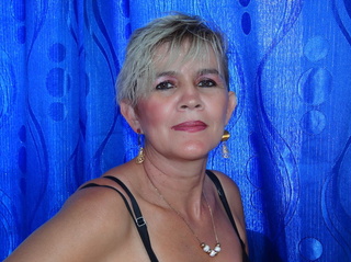 latin milf blonde hair