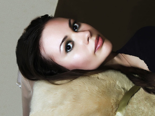 white milf brown hair