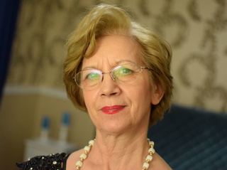 white granny blonde hair