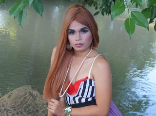 asian transgender bigdommistress dancing