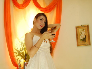 asian transgender hugecockprincess