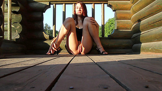 tetuda morena negras tacones