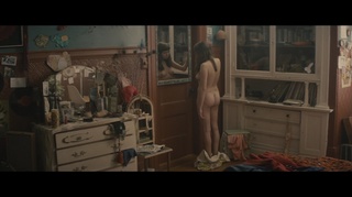 natural-tit brunette demonstrates her