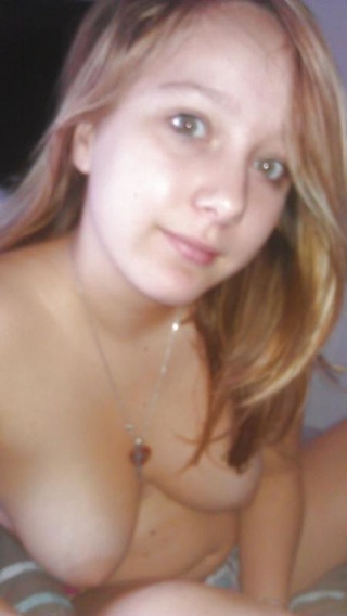 all-natural amateur novia flashed
