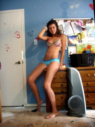 Amaland Teens Galleries - Teen Amateur Pictures - YOUX.XXX