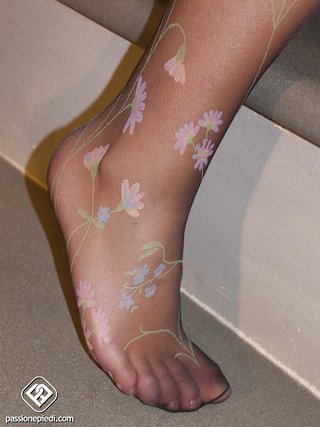 babe, foot, sexy legs, skirt